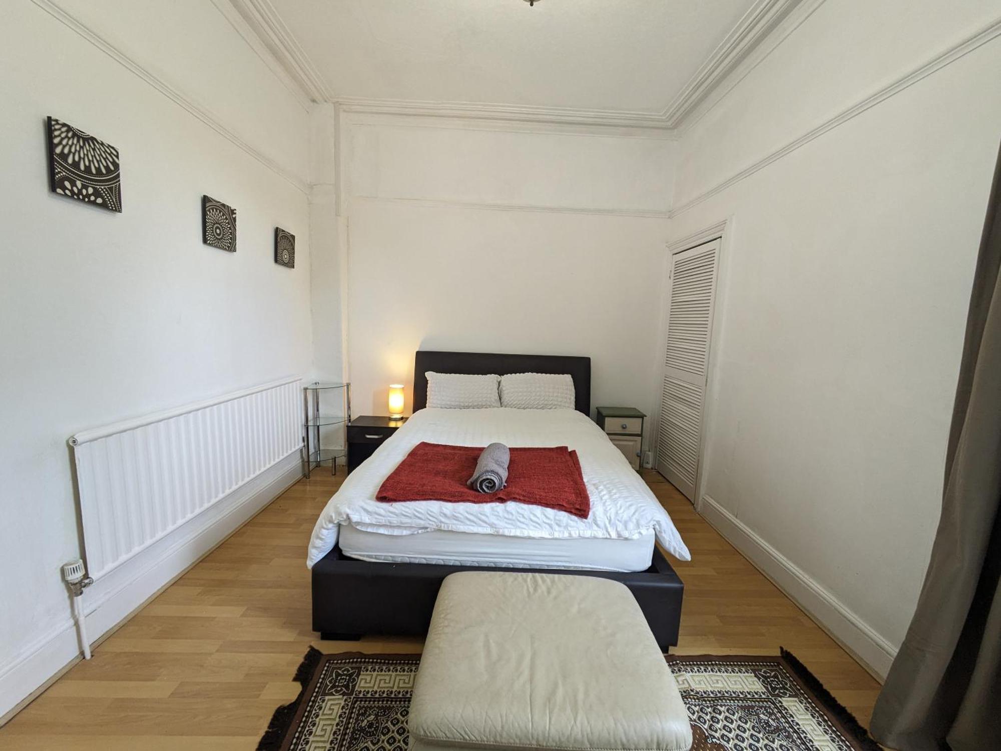 Ensuite Basic Room Budget Sketty 5 Swansea Exterior photo