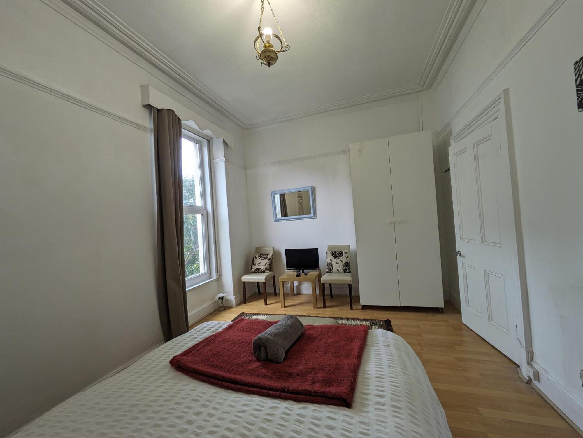Ensuite Basic Room Budget Sketty 5 Swansea Exterior photo